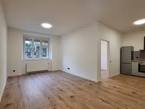 Pronájem bytu 2+kk, Praha - Vršovice, Rybalkova, 44 m2