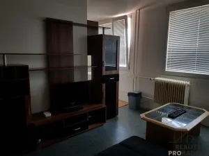 Pronájem bytu 1+1, Kladno, Vodárenská, 28 m2