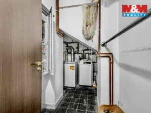 Pronájem obchodního prostoru, Jesenice, Budějovická, 289 m2