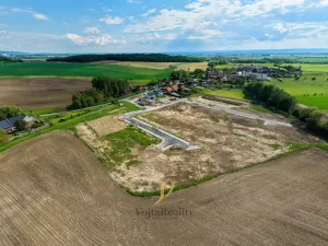 Prodej pozemku pro bydlení, Komárov, 752 m2