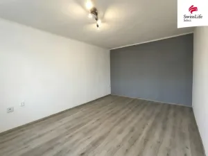 Pronájem bytu 1+1, Plzeň, Na Celchu, 35 m2