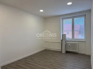 Pronájem bytu 2+1, Chomutov, Mjr. Šulce, 52 m2