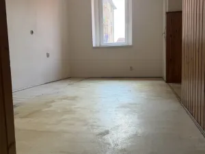 Prodej bytu 4+1, Karlovy Vary - Rybáře, nám. 17. listopadu, 105 m2