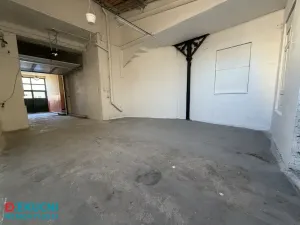 Prodej bytu 4+1, Karlovy Vary - Rybáře, nám. 17. listopadu, 105 m2