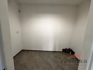 Pronájem restaurace, Opava, Palhanecká, 23 m2