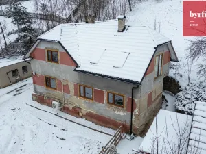 Prodej rodinného domu, Spálov, 250 m2