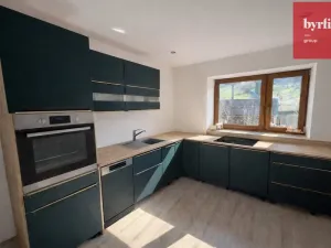 Prodej rodinného domu, Spálov, 250 m2