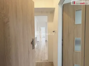 Pronájem bytu 1+1, Ústí nad Labem - Bukov, Kosmonautů, 36 m2