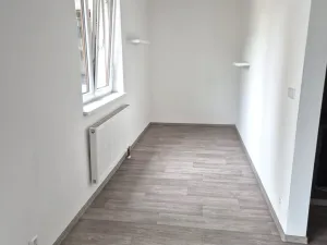 Pronájem bytu 1+kk, Cheb, Dukelská, 44 m2