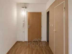 Prodej bytu 2+kk, Praha - Horní Měcholupy, Milánská, 49 m2