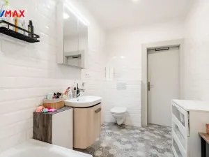 Prodej bytu 3+kk, Karlovy Vary, Bulharská, 94 m2