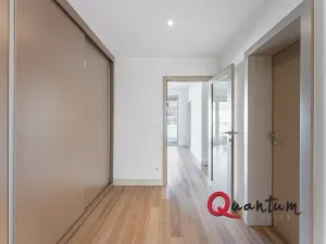 Prodej bytu 4+kk, Praha - Hrdlořezy, Mezilehlá, 96 m2