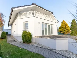 Prodej vily, Kostelec na Hané, 200 m2