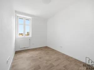 Pronájem bytu 3+kk, Pardubice - Zelené Předměstí, Teplého, 58 m2