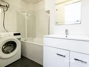 Pronájem bytu 2+kk, Praha - Smíchov, Svornosti, 47 m2