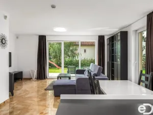 Pronájem rodinného domu, Skorkov - Otradovice, 140 m2