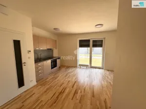 Pronájem bytu 1+kk, Dobřichovice, Pražská, 32 m2
