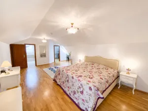 Prodej rodinného domu, Karlovy Vary, K Výhledu, 362 m2