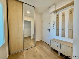 Pronájem bytu 2+kk, Brno - Židenice, Bořetická, 40 m2