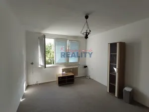 Pronájem bytu 1+kk, České Budějovice - České Budějovice 3, Plzeňská, 18 m2