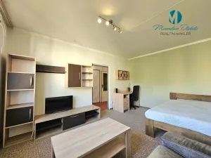 Pronájem bytu 1+1, Jaroměř, Karla Lánského, 34 m2