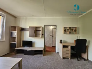 Pronájem bytu 1+1, Jaroměř, Karla Lánského, 34 m2