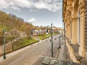 Pronájem bytu 2+1, Praha, Plaská, 121 m2