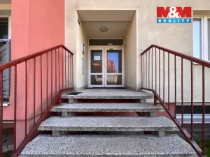 Pronájem bytu 2+kk, Úštěk - Úštěk-Českolipské Předměstí, Sídliště pionýrů, 42 m2