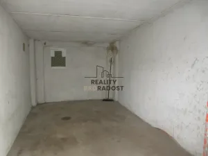 Pronájem garáže, Znojmo, Pražská, 14 m2