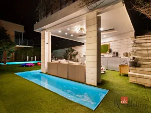 Prodej bytu 5+kk, Plzeň - Doubravka, Na Terasách, 128 m2