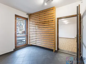 Pronájem obchodního prostoru, Jablonec nad Nisou, Pražská, 243 m2