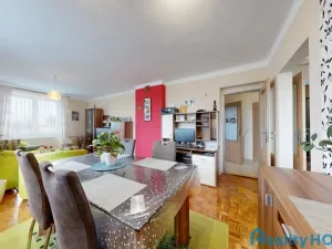 Prodej rodinného domu, Stádlec, 360 m2