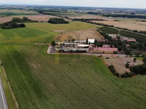 Prodej komerční nemovitosti, Břeclav, Široký dvůr, 1700 m2