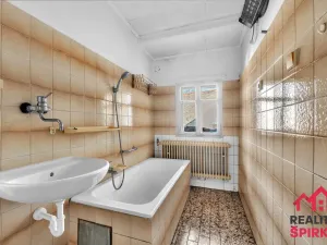 Prodej rodinného domu, Banín, 234 m2