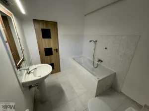 Pronájem bytu 2+1, Osek, Nelsonská, 61 m2