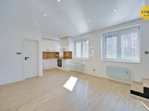 Prodej bytu 3+kk, Zlín, Vysoká, 57 m2