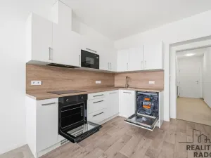 Pronájem bytu 2+kk, Pardubice - Zelené Předměstí, Teplého, 46 m2