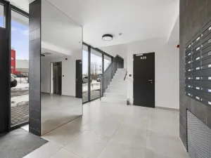 Pronájem bytu 3+kk, Praha, Čakovická, 85 m2