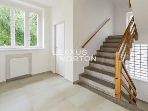 Pronájem rodinného domu, Praha - Stodůlky, K Fialce, 244 m2