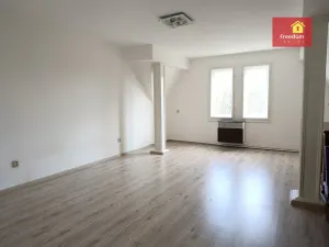 Prodej bytu 2+1, Teplice, Pod Doubravkou, 60 m2