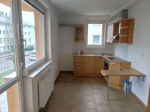 Pronájem bytu 2+kk, Praha - Uhříněves, Nové náměstí, 47 m2