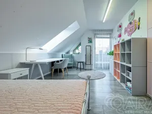 Prodej rodinného domu, Babice, Lomená, 293 m2