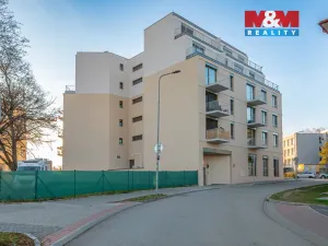 Prodej bytu 3+kk, Benešov, Dukelská, 77 m2