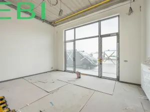 Pronájem skladu, Libiš, 2218 m2