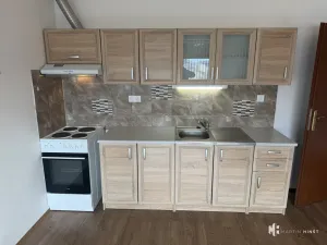 Pronájem bytu 1+kk, Praha - Libeň, Pod plynojemem, 36 m2