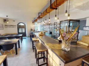 Prodej restaurace, Příbram - Příbram VI-Březové Hory, náměstí J. A. Alise, 450 m2