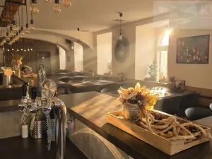 Prodej restaurace, Příbram - Příbram VI-Březové Hory, náměstí J. A. Alise, 450 m2