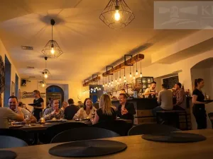 Prodej restaurace, Příbram - Příbram VI-Březové Hory, náměstí J. A. Alise, 450 m2