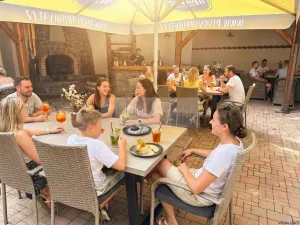 Prodej obchodního prostoru, Příbram - Příbram VI-Březové Hory, náměstí J. A. Alise, 450 m2