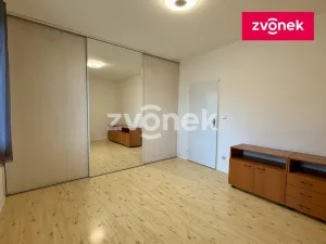 Pronájem bytu 1+1, Zlín - Kudlov, Žlutá, 40 m2